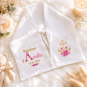 Écharpe de baptême personnalisée brodée – Croix et fleurs